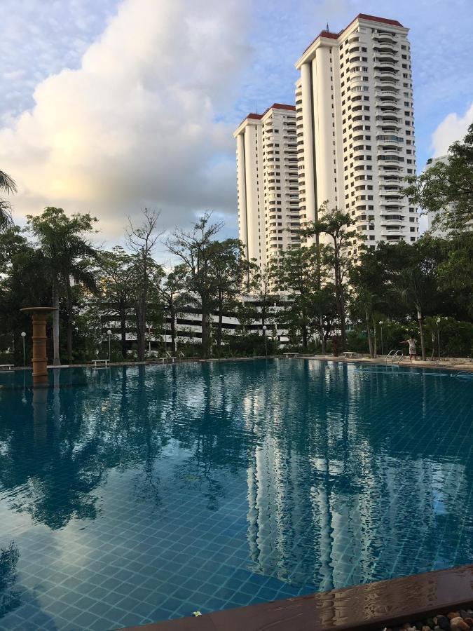 Appartement View Talay 5D Golf à Pattaya Extérieur photo